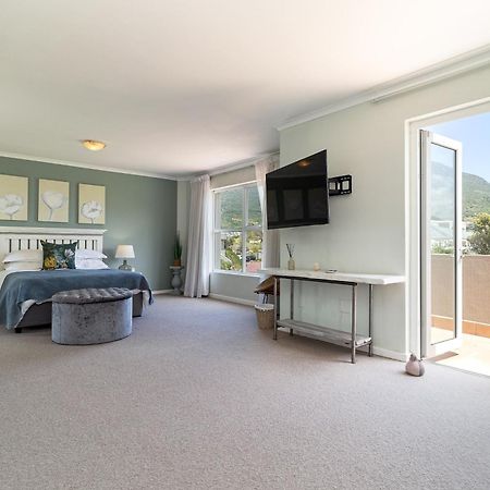 Beachfront Villa Sea Breeze Hout Bay Cape Town Eksteriør billede