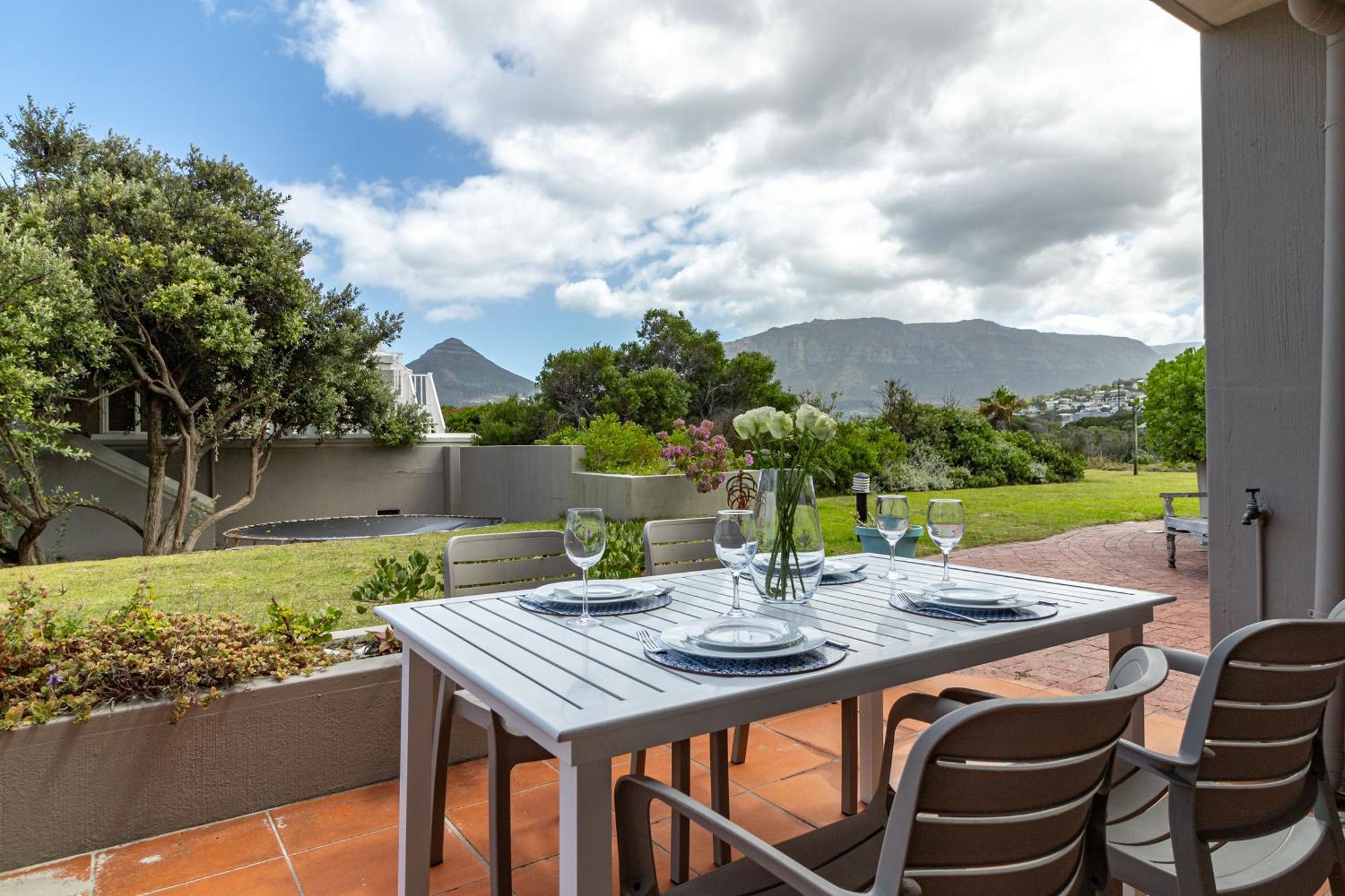 Beachfront Villa Sea Breeze Hout Bay Cape Town Eksteriør billede